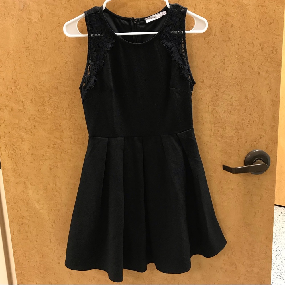 Cute little black dress